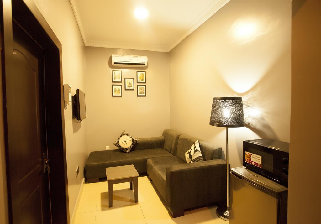 Le Paris Continental Hotel Lekki Exterior photo